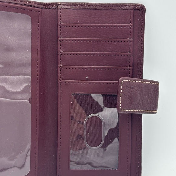 Elegant Dark Brown Card & Checkbook Holder - Picture 6 of 6